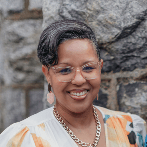 Image of Elektra Coach Grace Veras Sealy